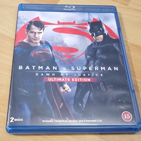 Batman v Superman: Dawn of Justice på Blu-ray selges