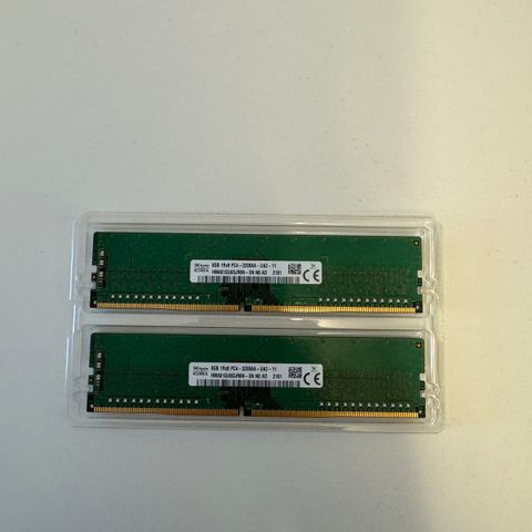 Pent brukt 16GB RAM DDR 4 3200 MHZ