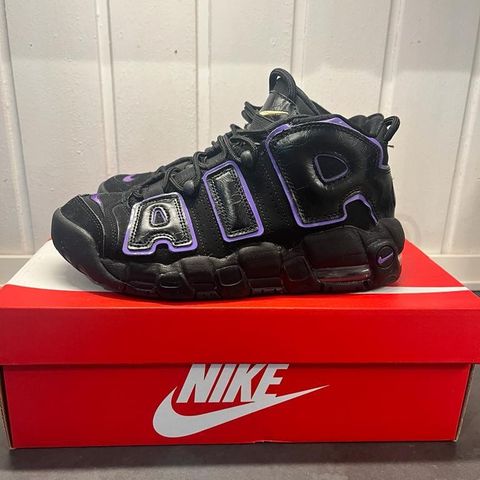 Nike Air More Utempo