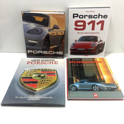 Fire bøker om Porsche til salgs !