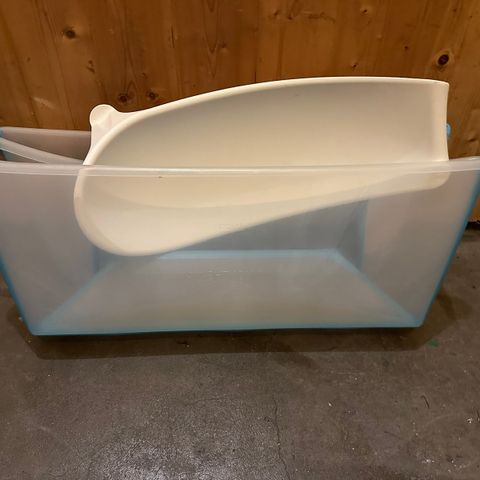 Stokke babybath og nyfødt sete