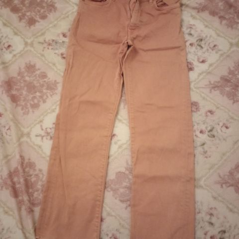 2 rosa bukser