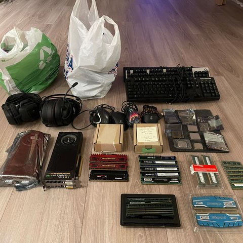 MASSE datautstyr og deler - RAM, CPUer, GPUer, gamingtastatur, headset, mus++++