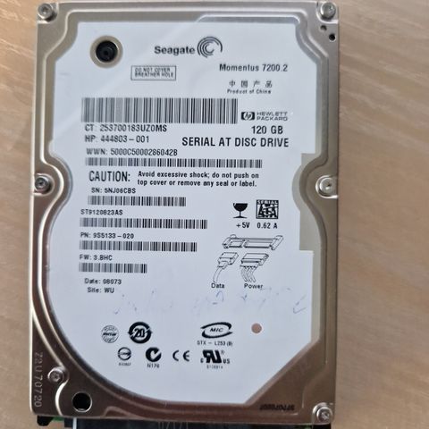 Selger harddisker 2.5" HDD 160Gb og 120Gb. SSD 64Gb.