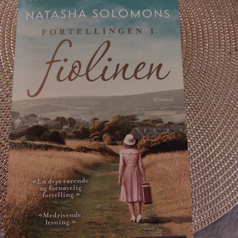 Natasha Solomons - Fortellingen i Fiolinen, roman