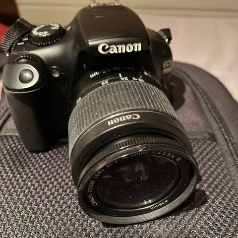 Canon 1100 d