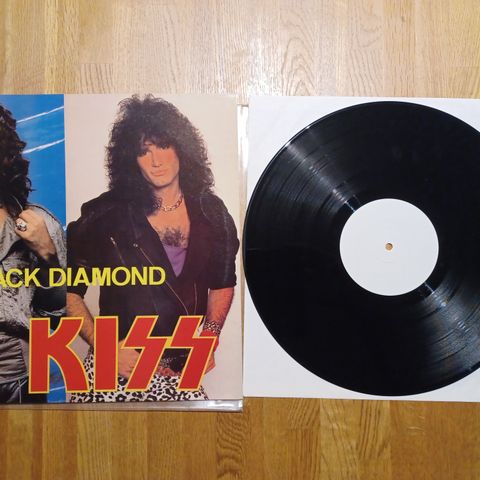 Klassisk KISS vinyl "A black diamond"