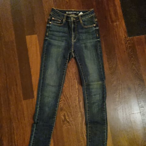 Jeans, str. 146