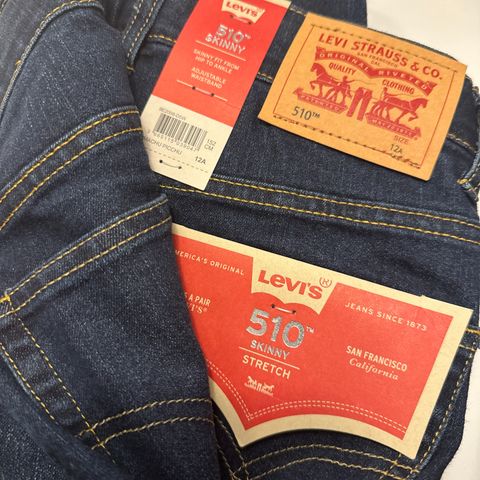 Levis 510 skinny jeans