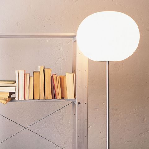 Flos glo-ball gulvlampe.