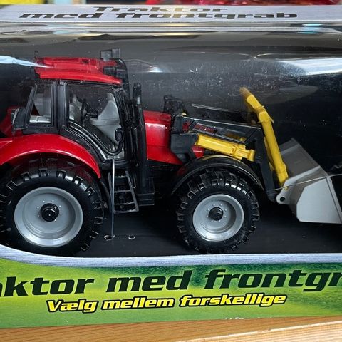Leke traktor med frontgrab