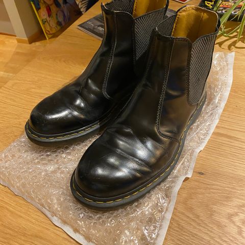 Dr.Martens.  Nr.2976.