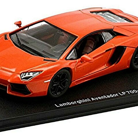 Lamborghini Aventador LP 700-4 (2010)