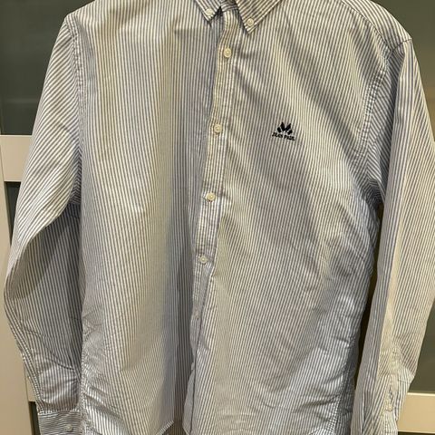 Jean Paul skjorte med hvite og lyseblå striper
