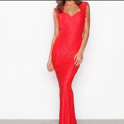 Nydelig rød kjole str.M selges 400kr