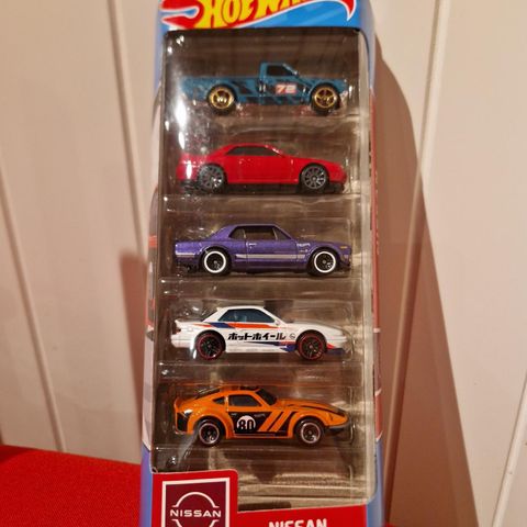 Hot Wheels Nissan 5-pack