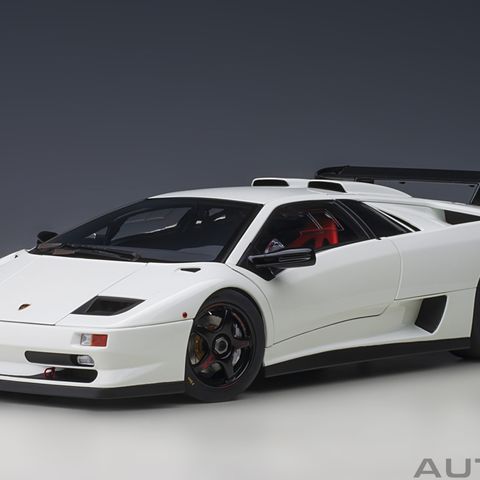 Lamborghini Diablo SV-R - Impact white 1996 modell - AUTOart skala 1:18