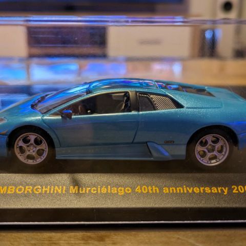 Lamborghini Murcialago 40th anniversary edition 2003 (1:43) modellbil