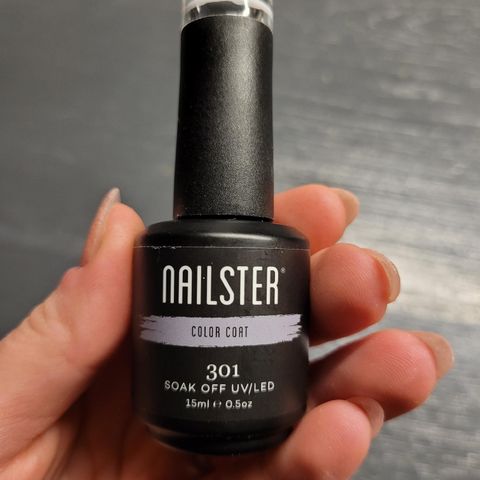 Nailster gellakk - 301 Mr. Grey