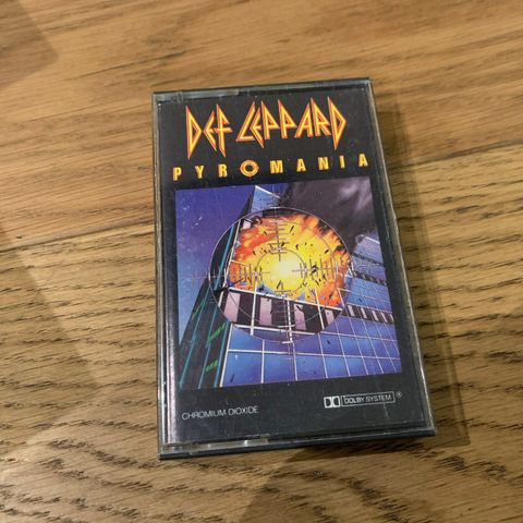 Def Leppard - Pyromania på kassett