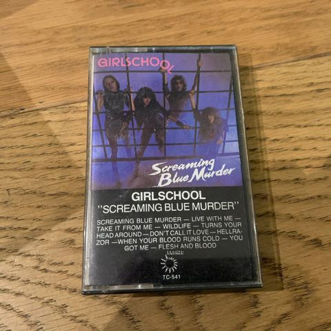 Girlschool - Screaming blue Murder