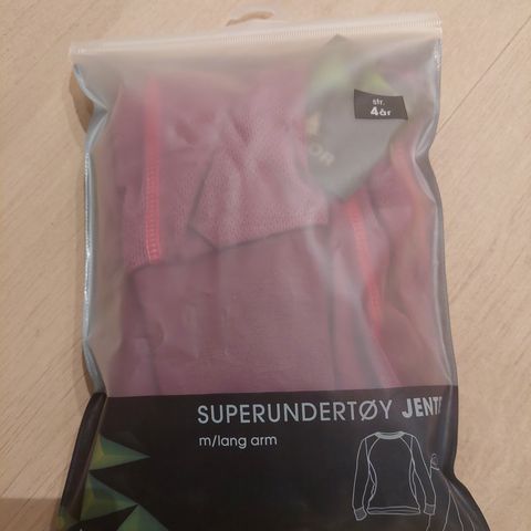 Superundertøy 4 år