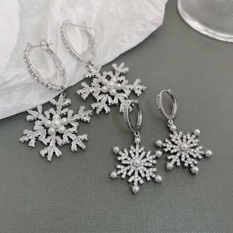 Snowflake øredobber, 2 typer