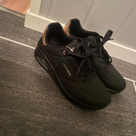 Skechers sko