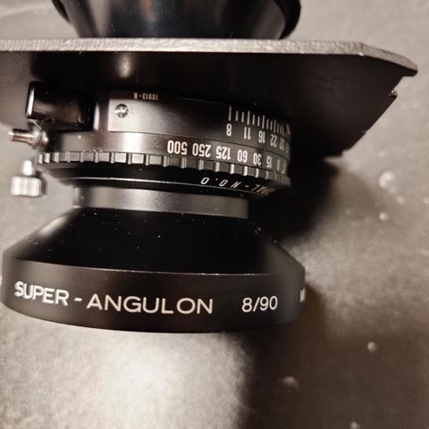 Diverse utstyr til analog film.