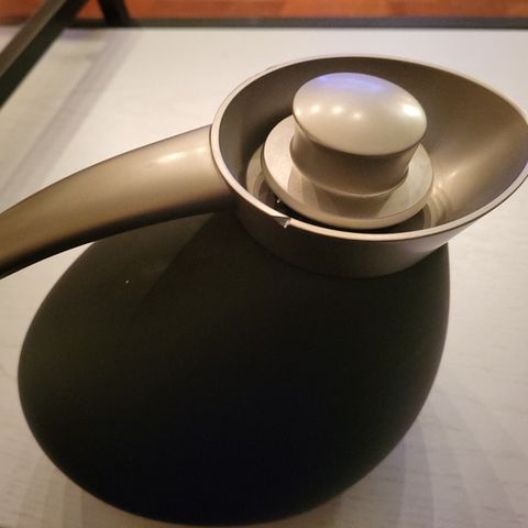 Georg Jensen serveringskanne