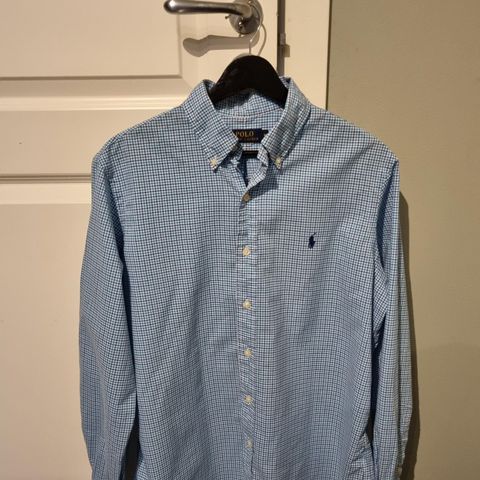 Lite brukt Polo Ralph Lauren skjorte str 39. Flerfarget blå skjorte.