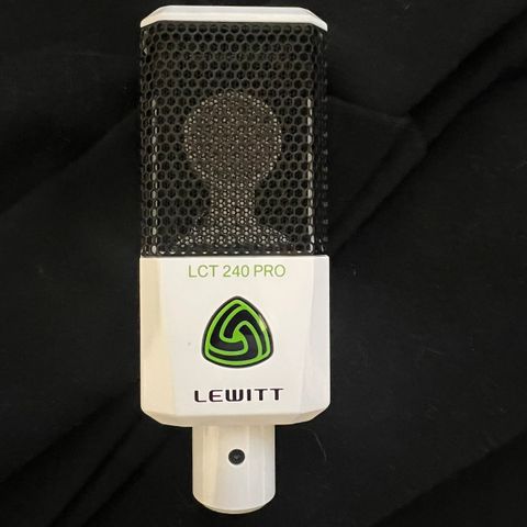 Lewitt 240 Pro