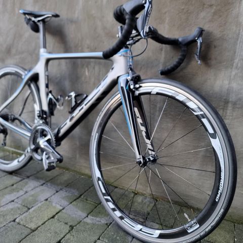 Fuji Transonic Ultegra Di2 med FFWD-hjulsett