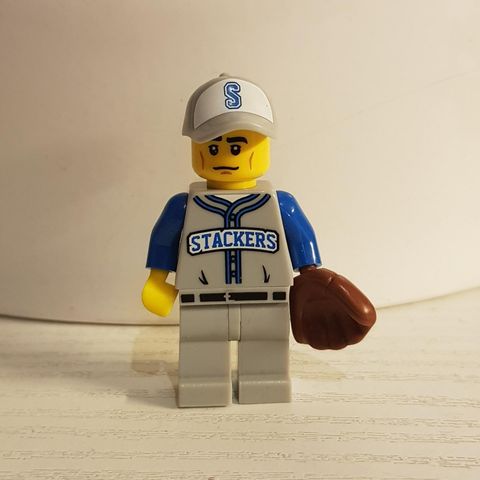 Lego CMF - Baseball Fielder - Series 10 (col10-13)