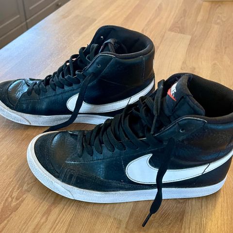 Nike sko i str 37,5