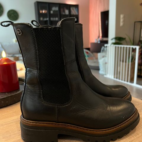 Tamaris skinn-boots størrelse 36