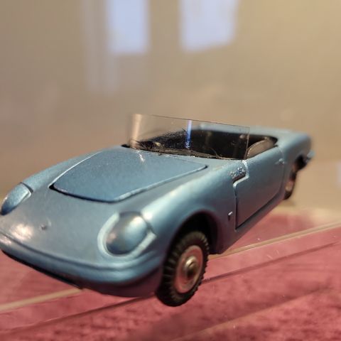 Lotus Elan S2 Corgi Toys England skala 1/43