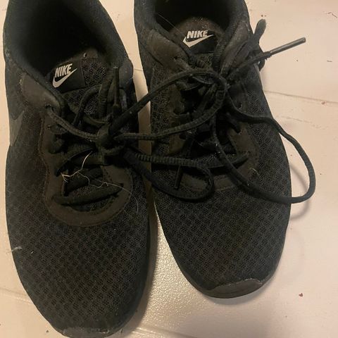 Nike svarte sko -str 38