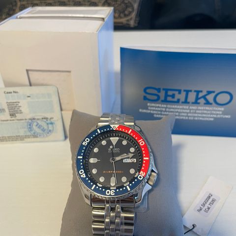 klokke seiko skx009k2