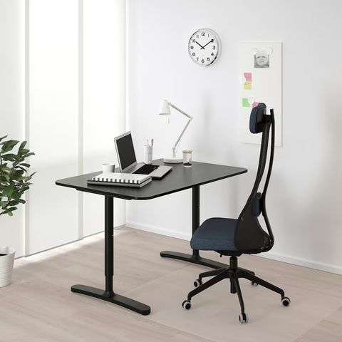 Kvalitets Skrivebord / arbeidsbord / kontorbord / Møbler Fra EM Drift AS