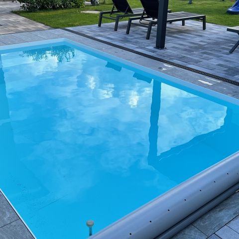 Polypropylene basseng med overvannstak 7x3x1,5m - Bestpools - pool with cover