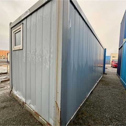 Garderobe-brakke, Stålcontainer