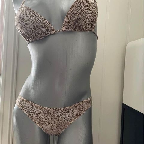 DARIA Fin Ny Bikkini Str 36 S