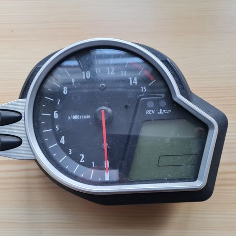 Speedometer til Honda CBR 1000RR (SC59) selges.