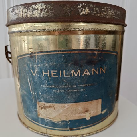 Vintage metallboks fra København