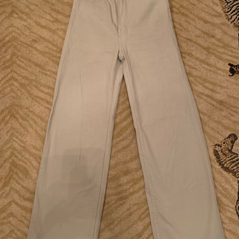 Ny jeans WIDE HIGH WAIST for jenter/kvinner str. 32/XS til salg