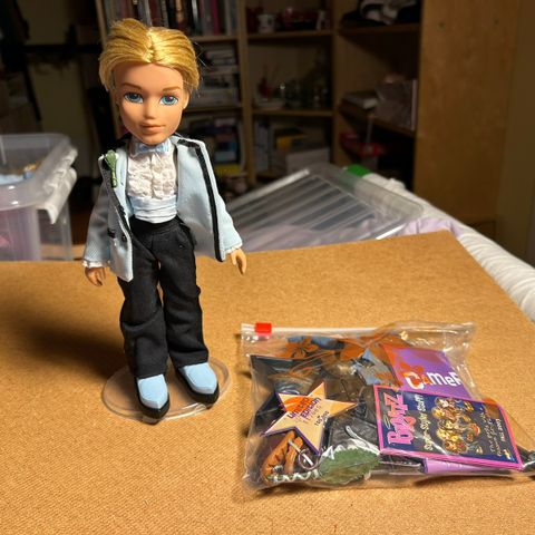 Bratz Boys Cameron Formal Funk 2003 Dukke med tilbehør