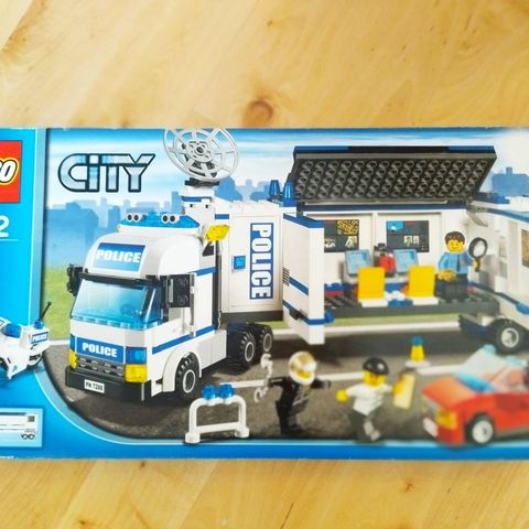 Lego City 7288 - uåpnet