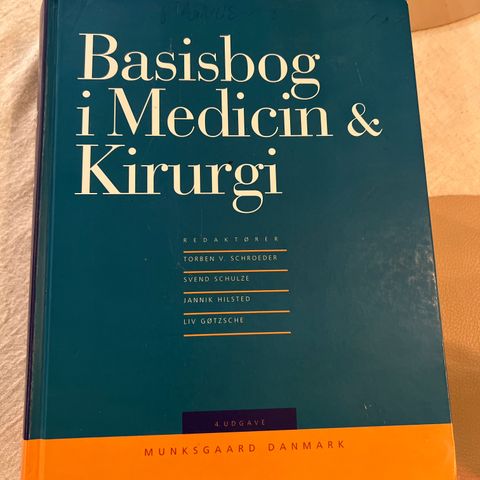 Basisbog i Medicin og Kirurgi