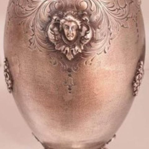 Sjelden italiensk solid stor vasen i ekte sølv